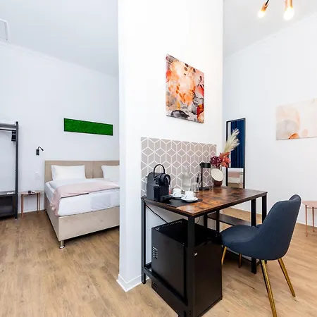 Adagio Downtown Rooms-3